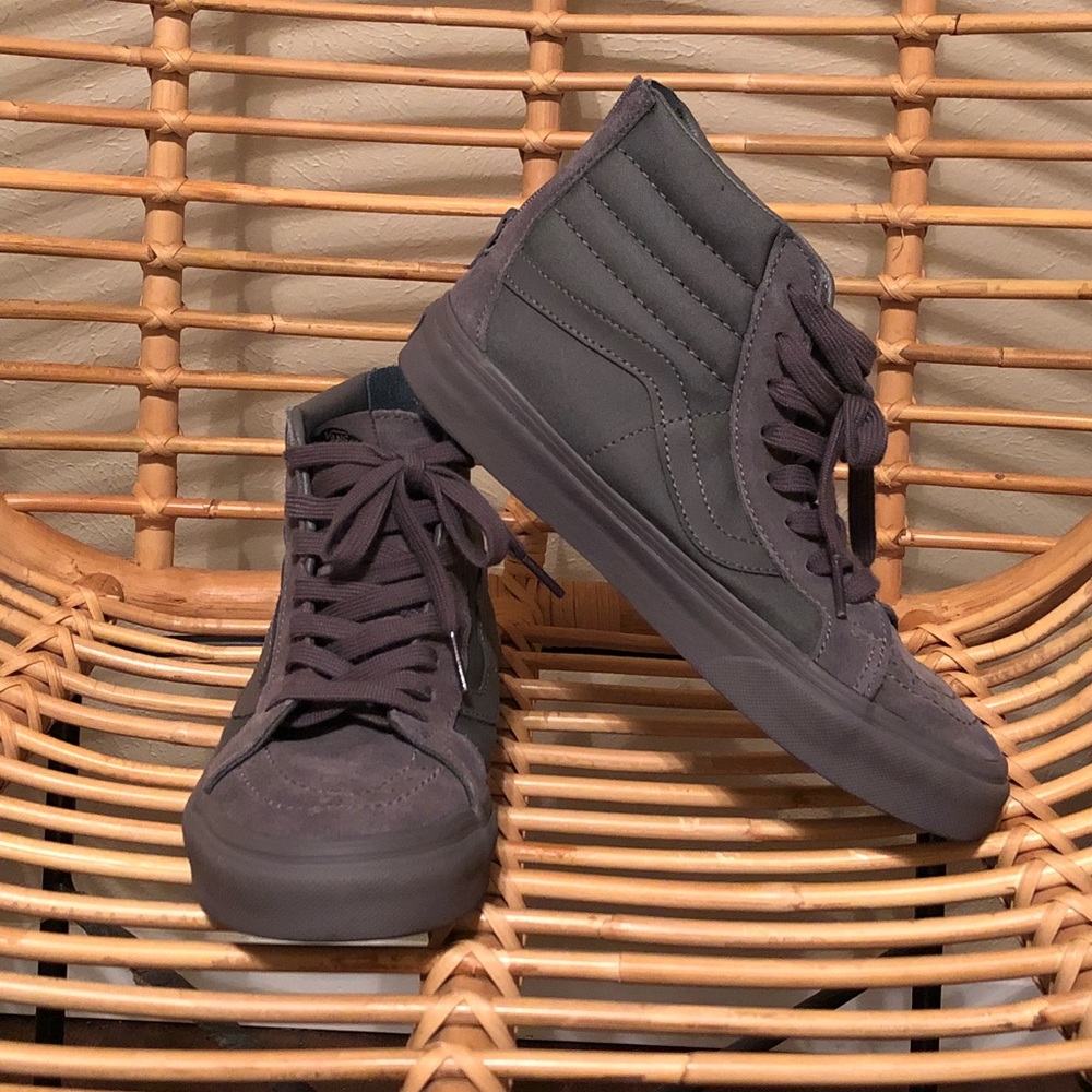 Vans. Sk8-Hi Zip. Size 8